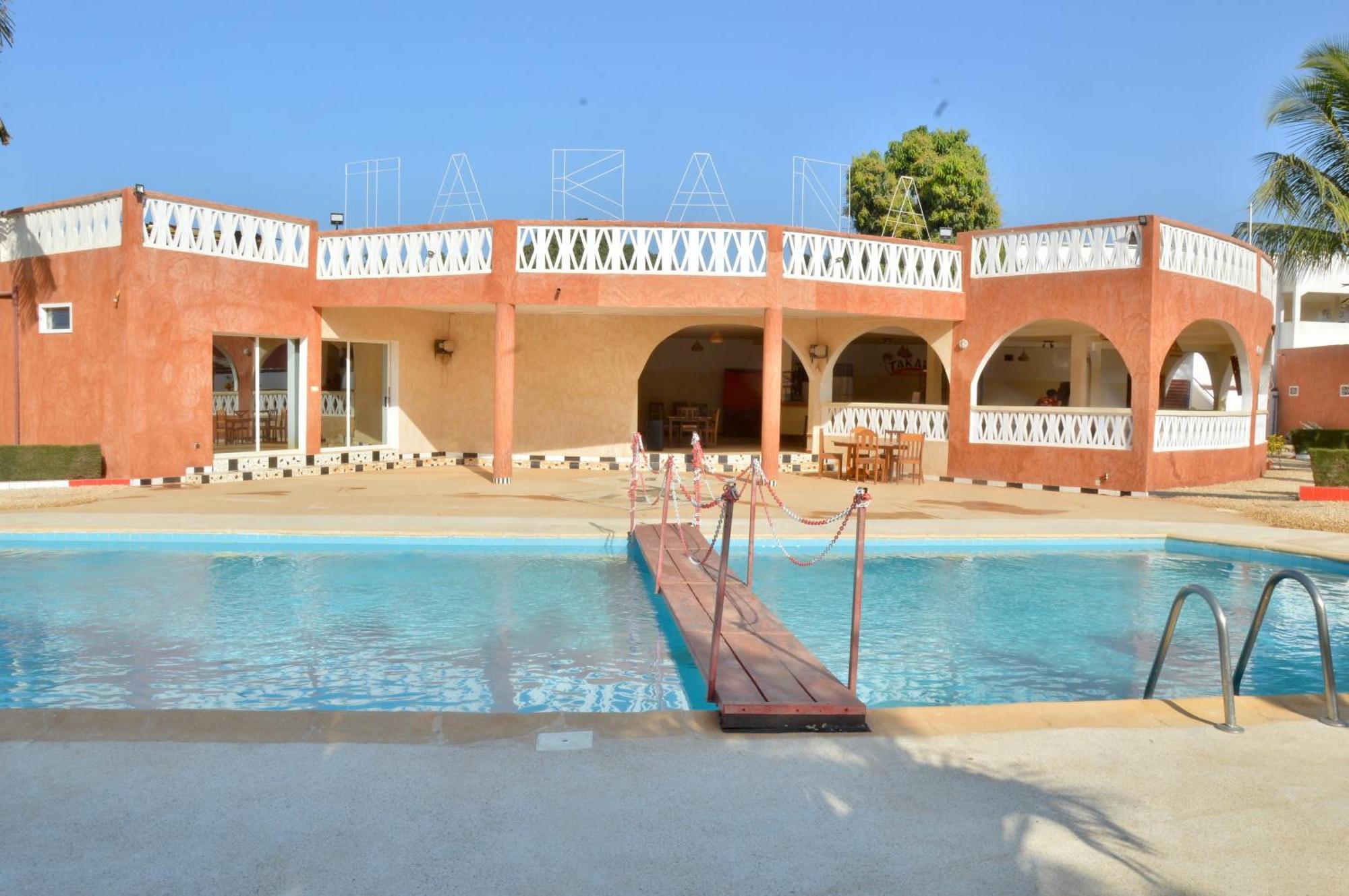 Hotel Takana Ngaparou Exterior photo
