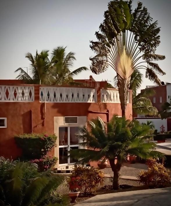 Hotel Takana Ngaparou Exterior photo